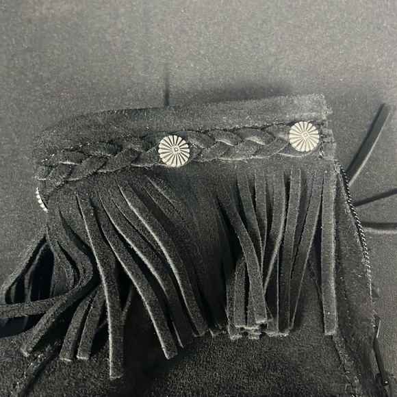 Minnetonka Women’s Zip Up High Top Boot (2917) - Picture 7 of 10